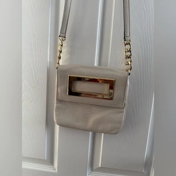 Michael Kors Beige Crossbody Bag - Picture 3 of 10